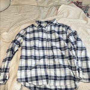 American Eagle Outfitters Navy and White Plaid Shirt
